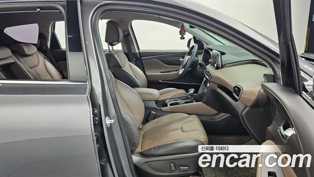 Hyundai Santafe 2019 — фото 11