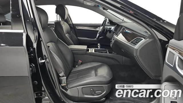 Genesis G80 2017 — фото 17