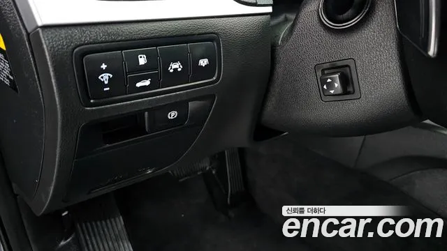 Hyundai Genesis 2016 — фото 13