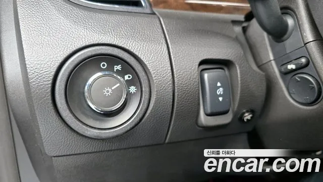 Ford Taurus 2015 — фото 18