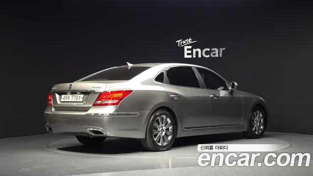 Hyundai Equus 2010 — фото 2