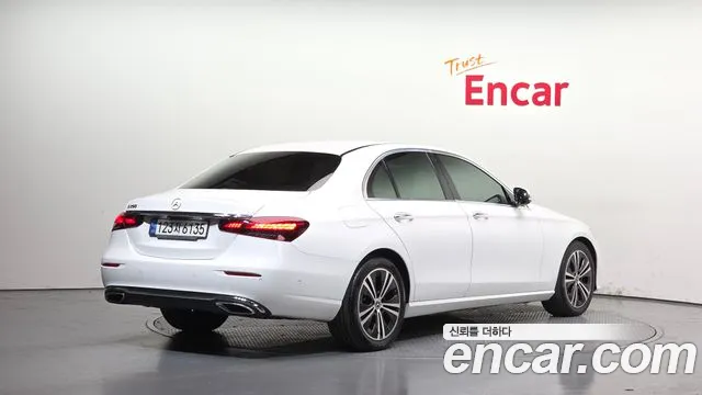 Mercedes-Benz E-Class 2021 — фото 2