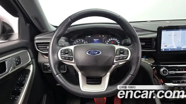 Ford Explorer 2023 — фото 13