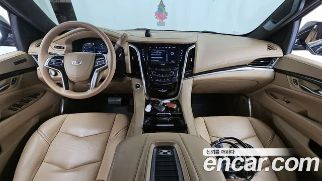 Cadillac Escalade 2019 — фото 10
