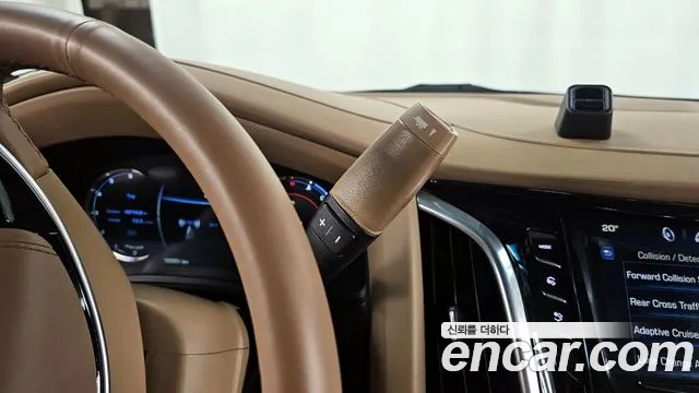 Cadillac Escalade 2019 — фото 12