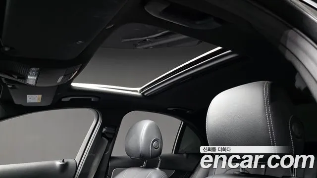 Mercedes-Benz C-Class 2021 — фото 17