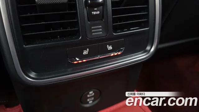 Porsche Macan 2024 — фото 18