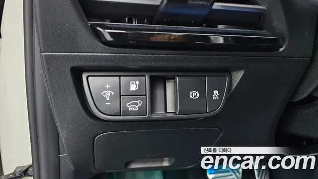Kia EV6 2022 — фото 18