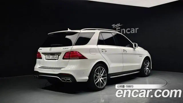 Mercedes-Benz GLE-Class 2016 — фото 2