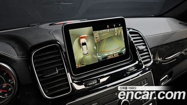 Mercedes-Benz GLE-Class 2016 — фото 16