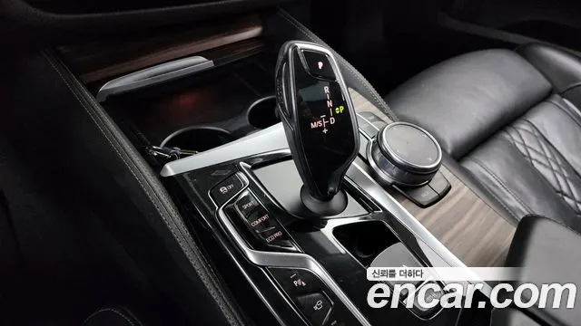 BMW Gran Turismo 2018 — фото 9