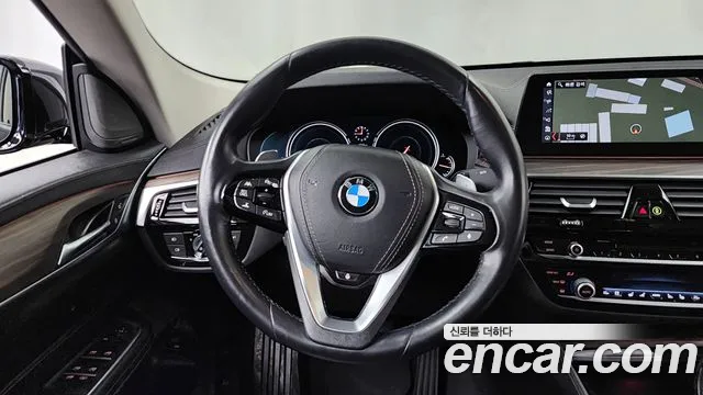BMW Gran Turismo 2018 — фото 13