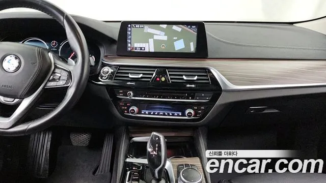 BMW Gran Turismo 2018 — фото 14