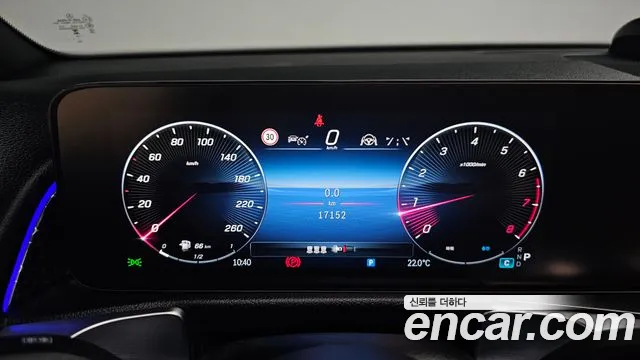 Mercedes-Benz GLB-Class 2025 — фото 10