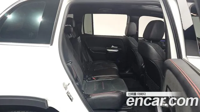 Mercedes-Benz GLB-Class 2025 — фото 17