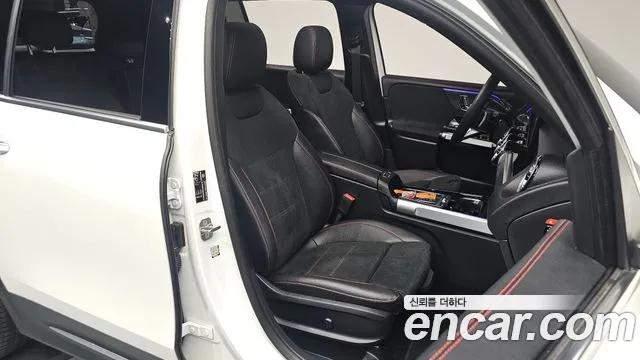 Mercedes-Benz GLB-Class 2025 — фото 15
