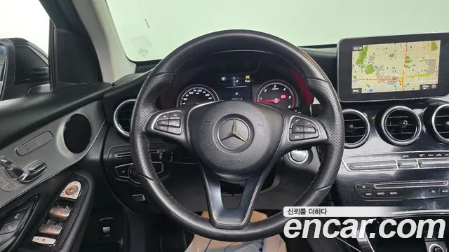Mercedes-Benz GLC-Class 2017 — фото 12