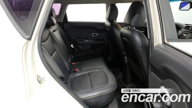 Kia Soul 2015 — фото 12