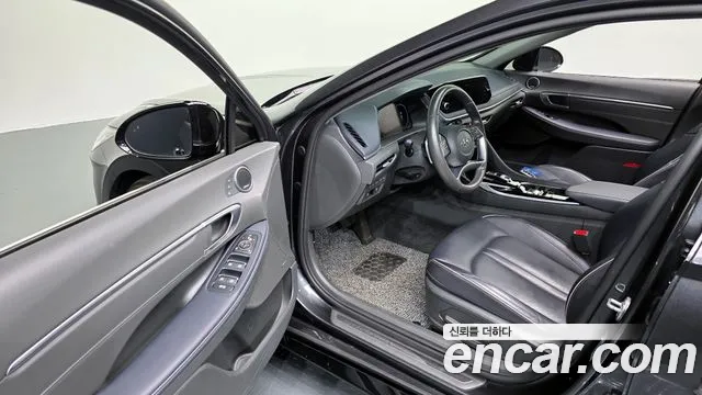 Hyundai Sonata 2021 — фото 13