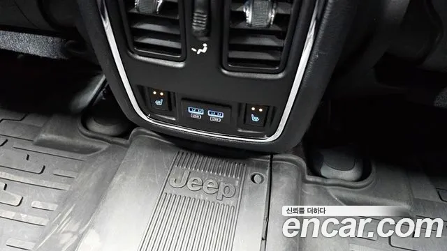 Jeep Cherokee 2018 — фото 19