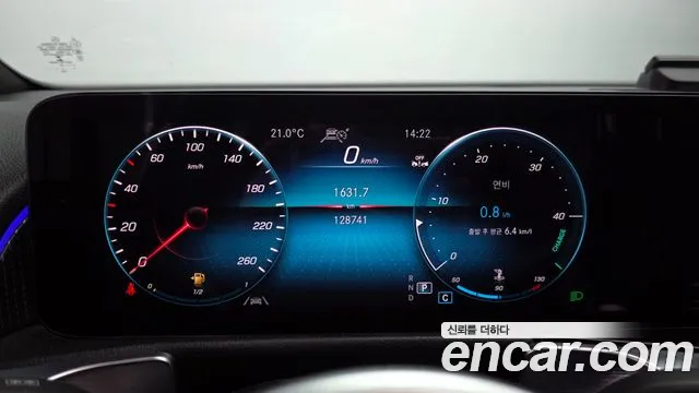 Mercedes-Benz GLB-Class 2021 — фото 11