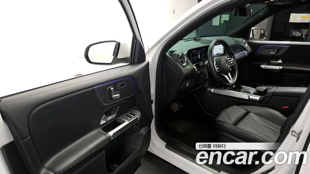 Mercedes-Benz GLB-Class 2021 — фото 13