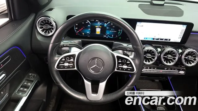 Mercedes-Benz GLB-Class 2021 — фото 19