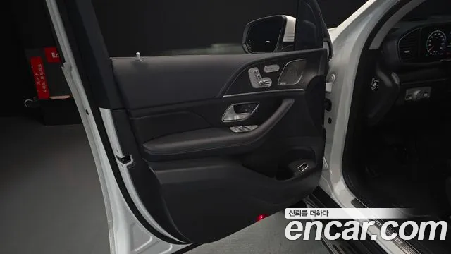 Mercedes-Benz GLE-Class 2024 — фото 14