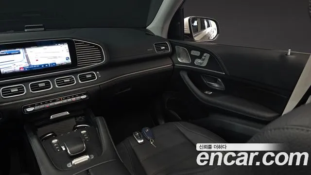 Mercedes-Benz GLE-Class 2024 — фото 16