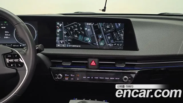 Kia EV6 2022 — фото 20