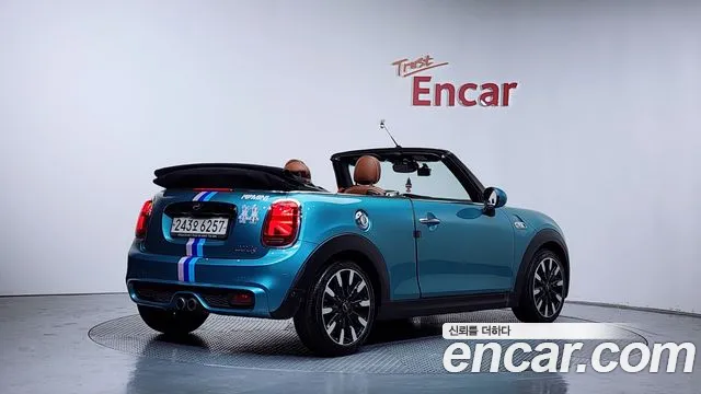 Mini Cooper Convertible 2019 — фото 2