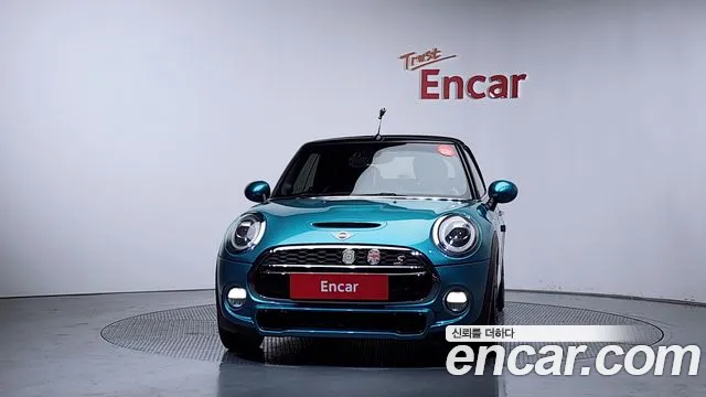 Mini Cooper Convertible 2019 — фото 3