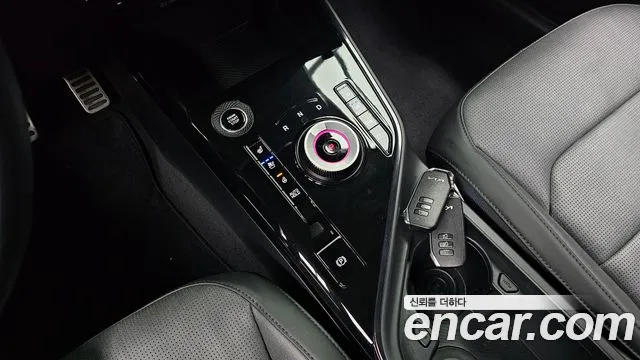 Kia Niro 2024 — фото 12