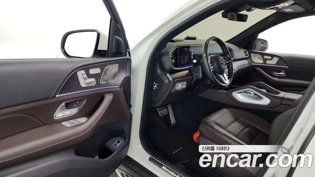 Mercedes-Benz GLS-Class 2022 — фото 13