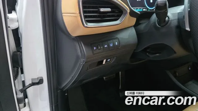Hyundai Santafe 2022 — фото 14