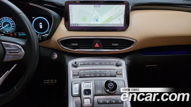 Hyundai Santafe 2022 — фото 17