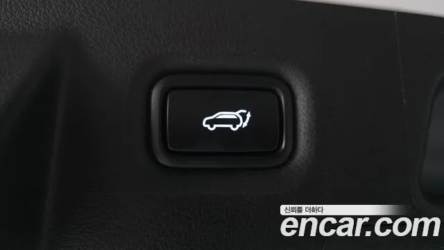 Hyundai Santafe 2022 — фото 19