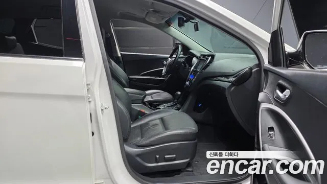 Hyundai Santafe 2015 — фото 11