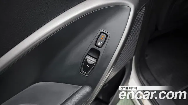 Hyundai Santafe 2015 — фото 19