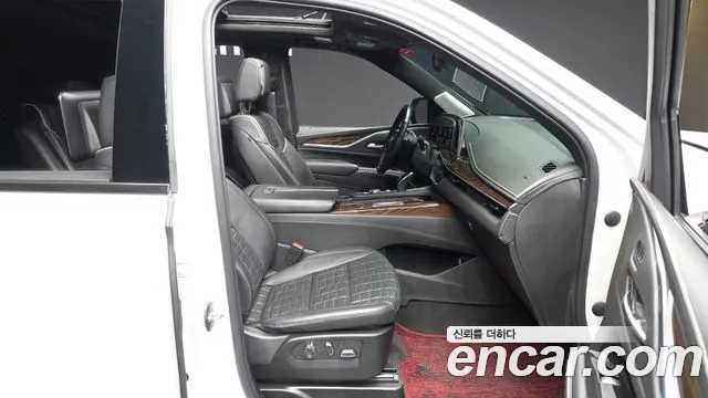 Cadillac Escalade 2022 — фото 11
