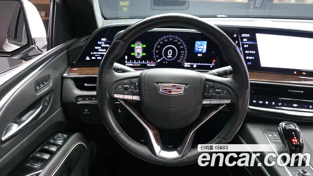 Cadillac Escalade 2022 — фото 13