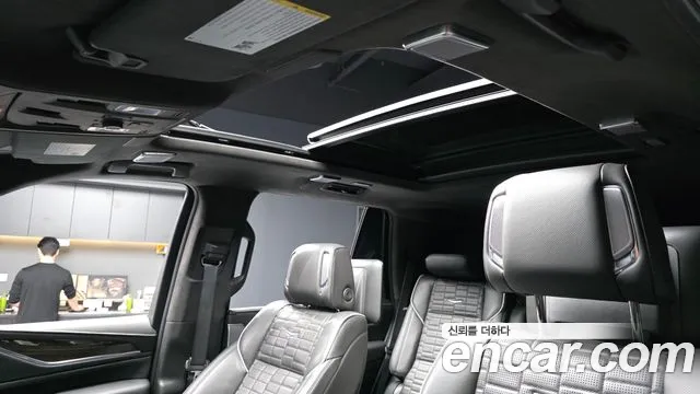 Cadillac Escalade 2022 — фото 19