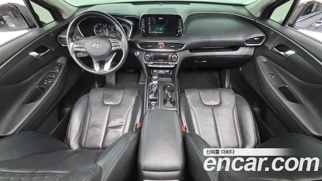 Hyundai Santafe 2019 — фото 10