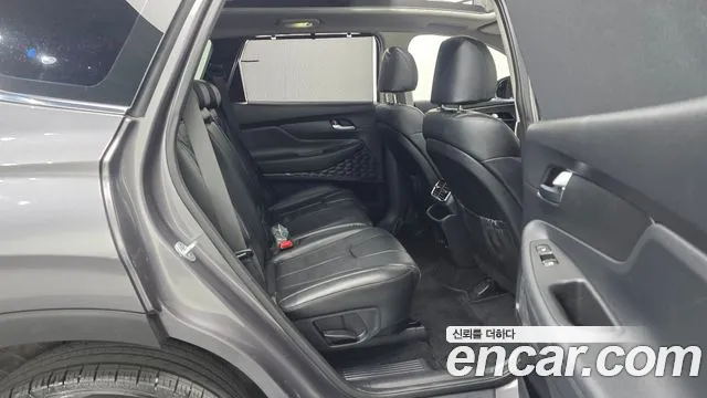 Hyundai Santafe 2019 — фото 17