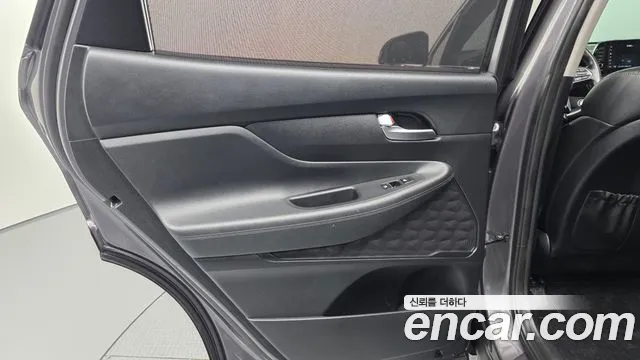 Hyundai Santafe 2019 — фото 15