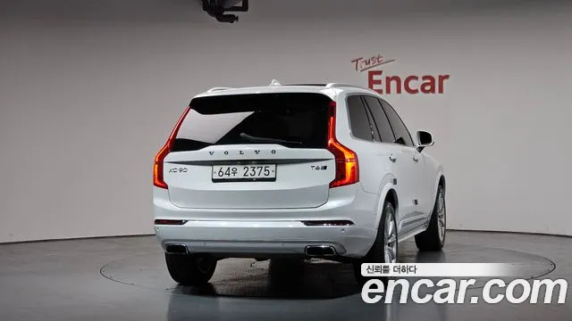 Volvo XC90 2017 — фото 3