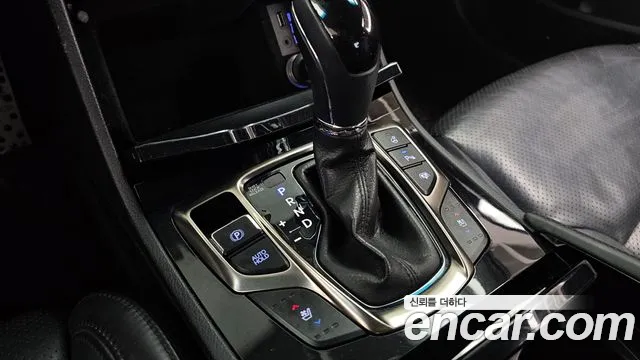 Hyundai Grandeur 2011 — фото 12