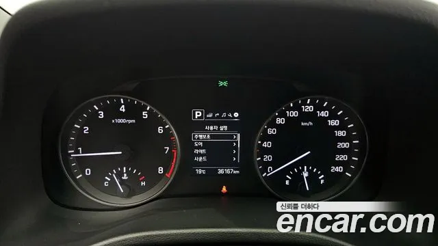 Hyundai AVANTE 2018 — фото 11