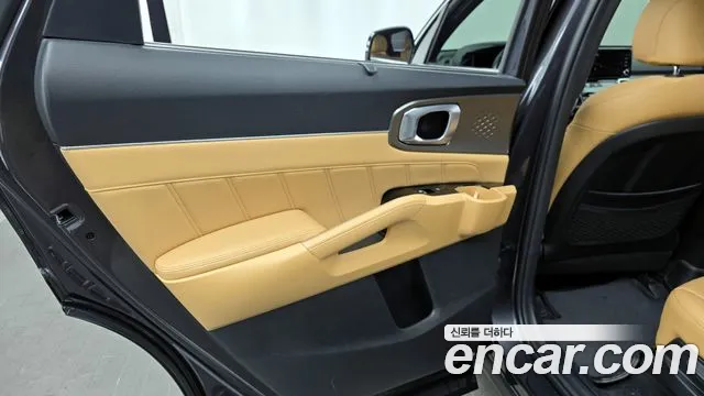 Kia Sorento 2021 — фото 15