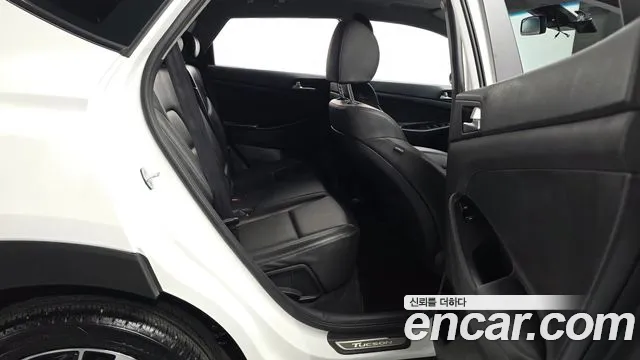 Hyundai Tucson 2019 — фото 12